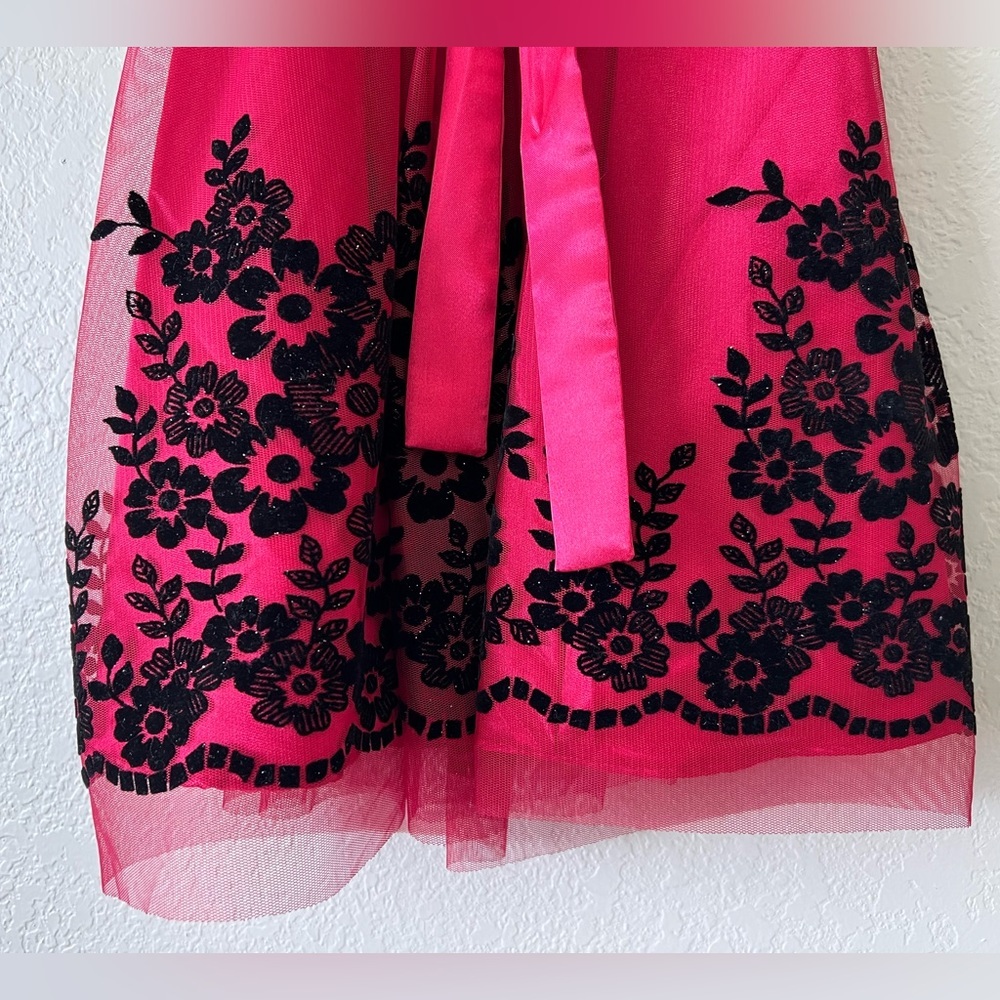 NEW !!! Jonah Michelle Girls Formal Party Dress Size: 5 Red / Black - Picture 6 of 9